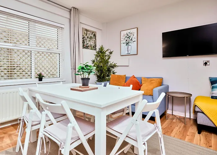 2 Dunluce Park - Portrush By The Sea