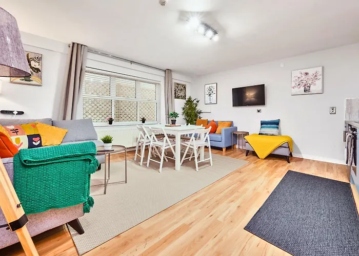 2 Dunluce Park - Portrush By The Sea