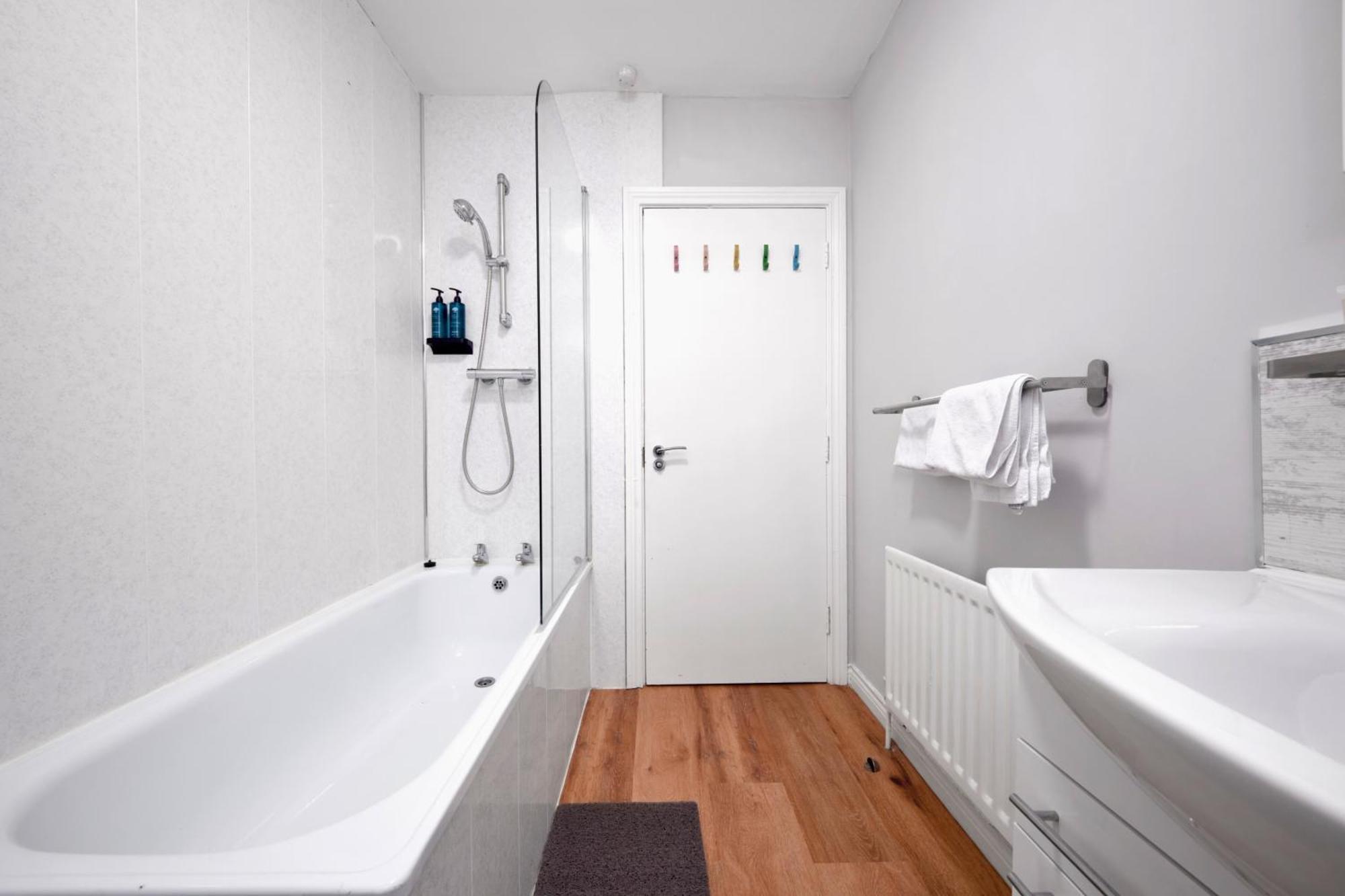 2 Dunluce Park - By The Sea Apartment